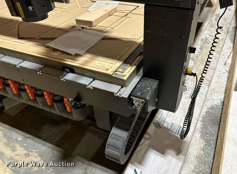 image for item LG9244 AXYZ 8012  CNC router