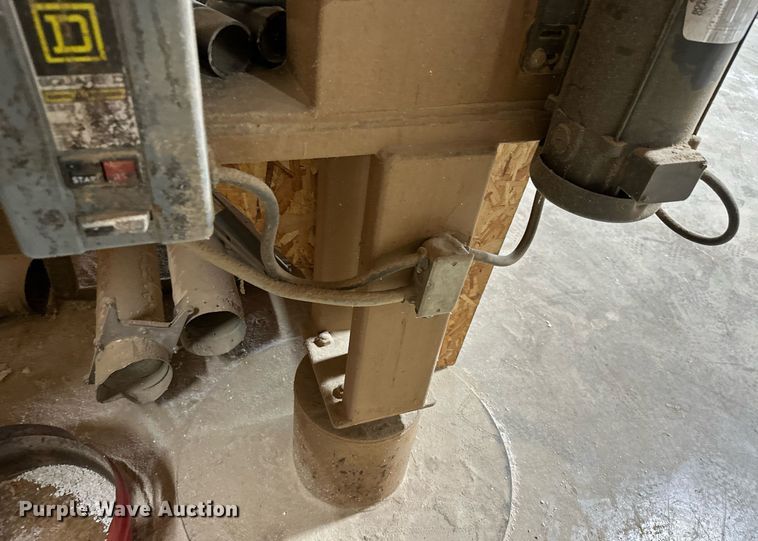 image for item LG9245 Shop built  panel saw