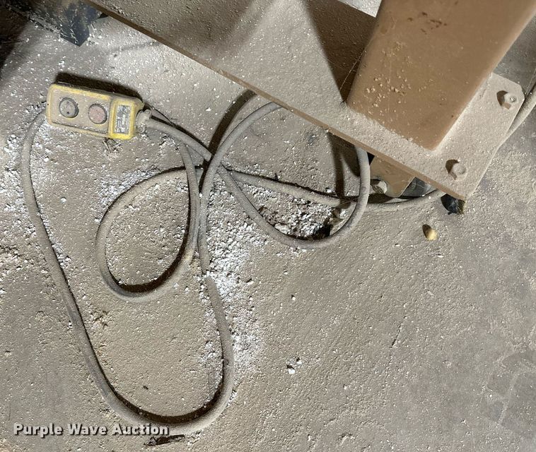 image for item LG9245 Shop built  panel saw