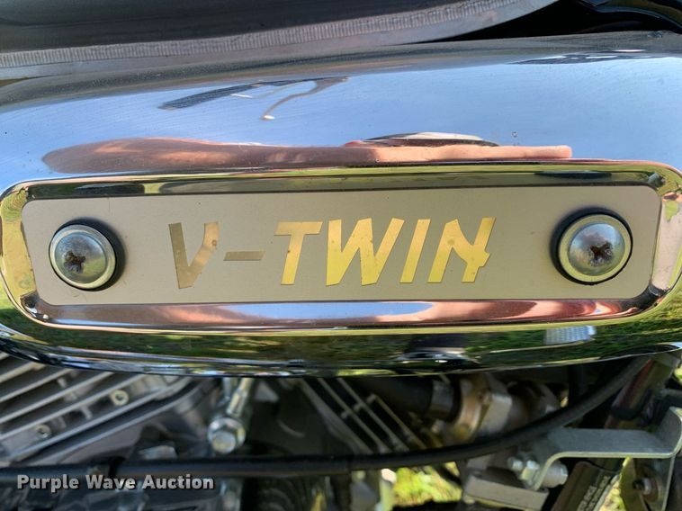 image for item LH9631 2009 Hyosung GV250  motorcycle