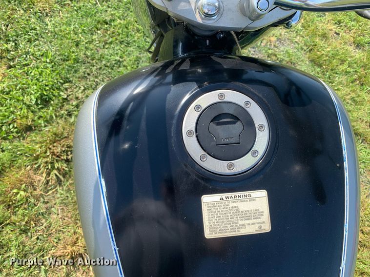 image for item LH9631 2009 Hyosung GV250  motorcycle