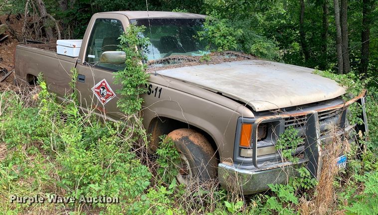 image for item LH9636 1997 Chevrolet Cheyenne 1500  pickup truck