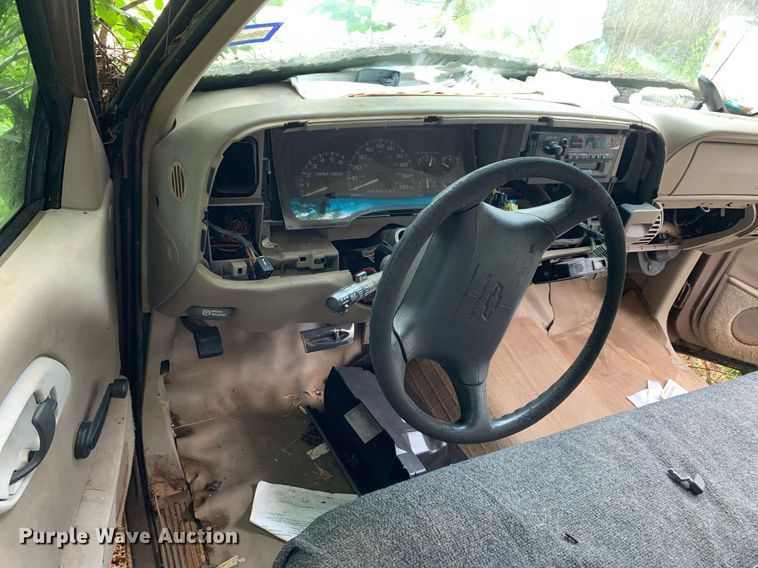 image for item LH9636 1997 Chevrolet Cheyenne 1500  pickup truck