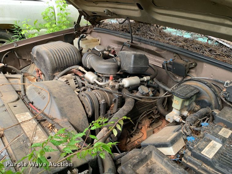 image for item LH9636 1997 Chevrolet Cheyenne 1500  pickup truck