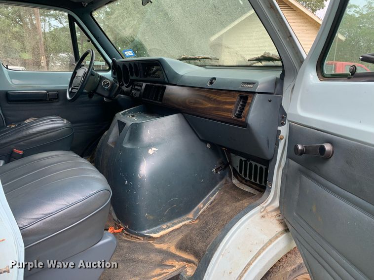 image for item LH9637 1996 Dodge Ram 3500  van
