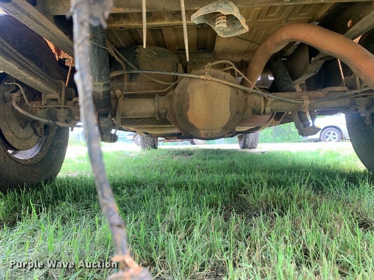 image for item LH9638 2002 Chevrolet Silverado 1500  Ext. Cab pickup truck