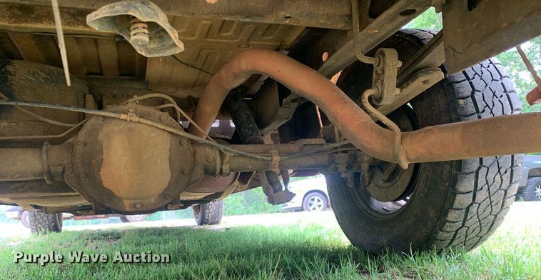 image for item LH9638 2002 Chevrolet Silverado 1500  Ext. Cab pickup truck