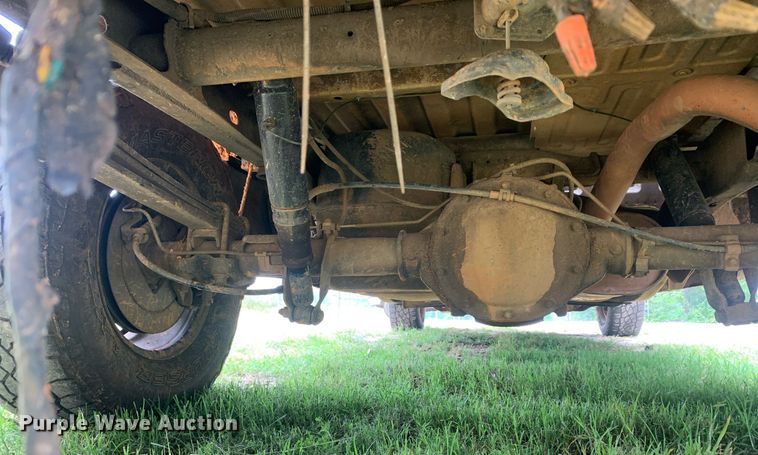 image for item LH9638 2002 Chevrolet Silverado 1500  Ext. Cab pickup truck