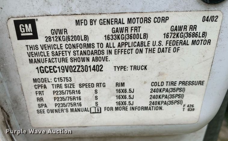 image for item LH9638 2002 Chevrolet Silverado 1500  Ext. Cab pickup truck