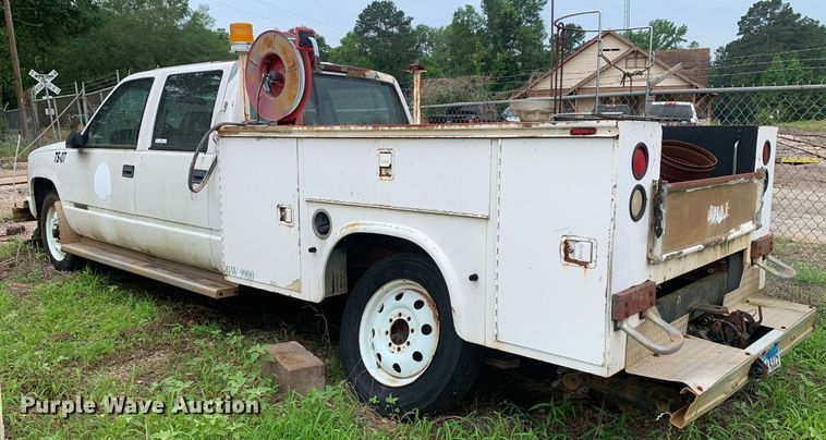 image for item LH9639 2000 Chevrolet C3500  Crew Cab utility bed pickup truck