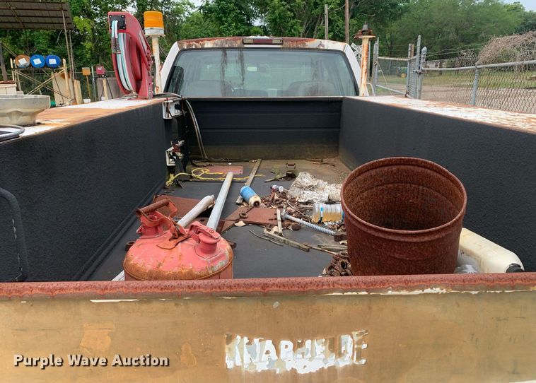 image for item LH9639 2000 Chevrolet C3500  Crew Cab utility bed pickup truck