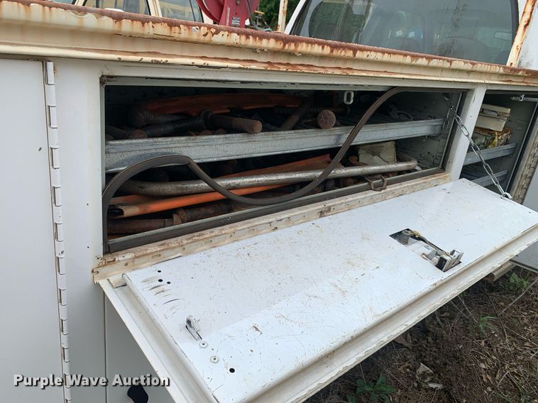 image for item LH9639 2000 Chevrolet C3500  Crew Cab utility bed pickup truck