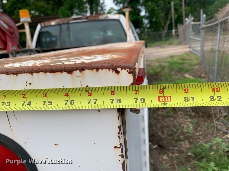 image for item LH9639 2000 Chevrolet C3500  Crew Cab utility bed pickup truck