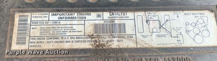 image for item LH9639 2000 Chevrolet C3500  Crew Cab utility bed pickup truck