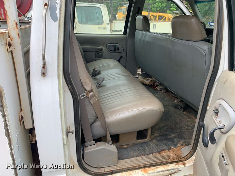 image for item LH9639 2000 Chevrolet C3500  Crew Cab utility bed pickup truck