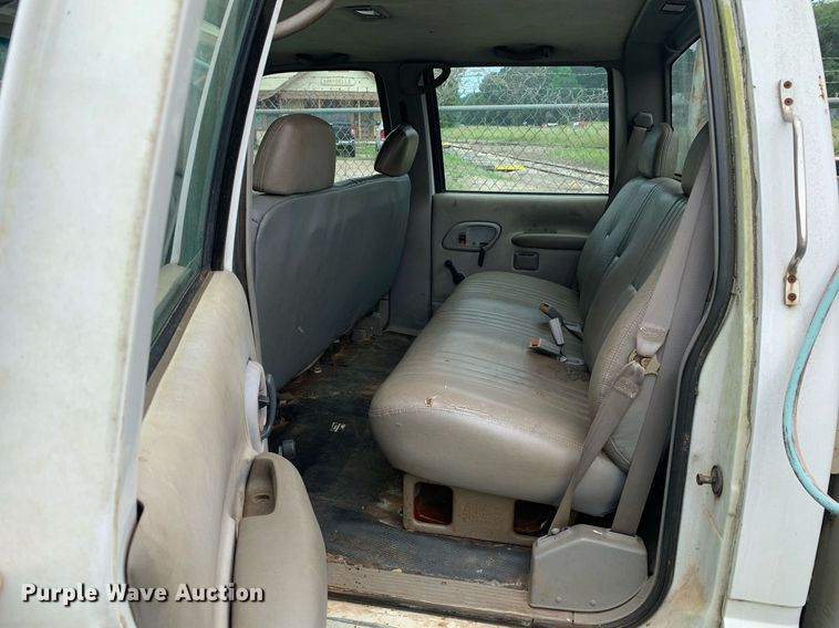 image for item LH9639 2000 Chevrolet C3500  Crew Cab utility bed pickup truck