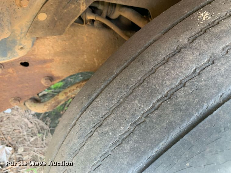 image for item LH9639 2000 Chevrolet C3500  Crew Cab utility bed pickup truck