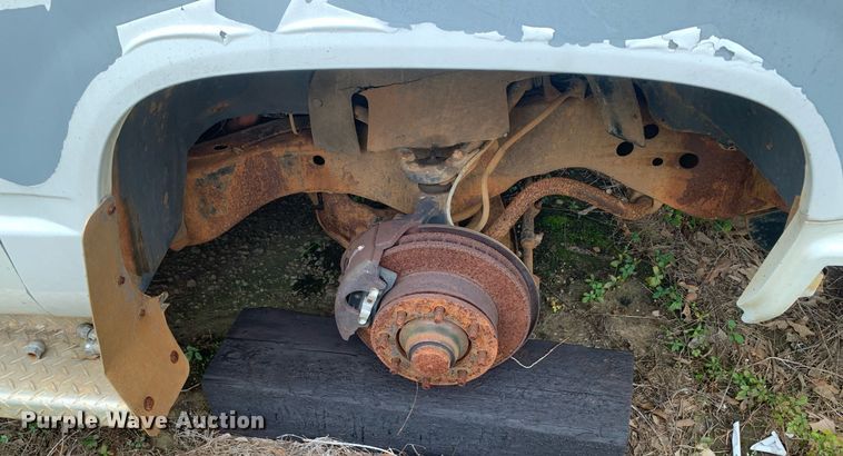 image for item LH9639 2000 Chevrolet C3500  Crew Cab utility bed pickup truck