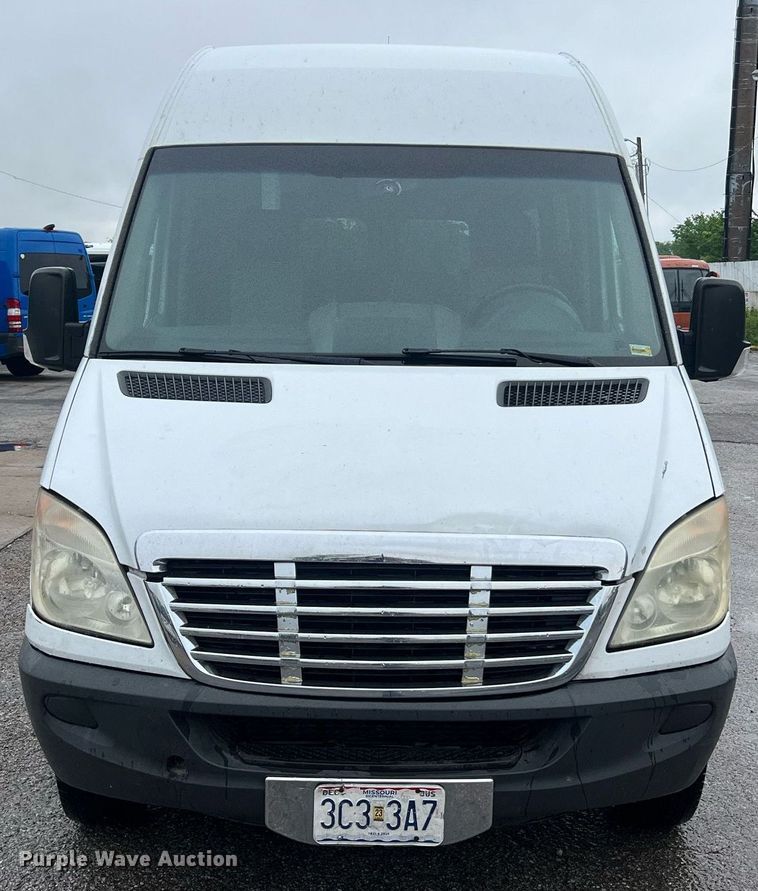 image for item LI9772 2009 Dodge Sprinter 3500  van