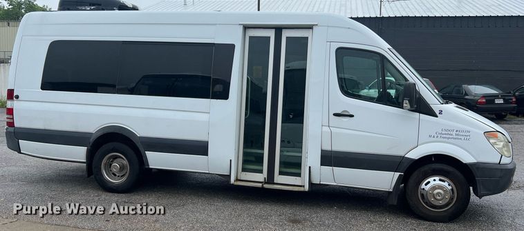 image for item LI9772 2009 Dodge Sprinter 3500  van