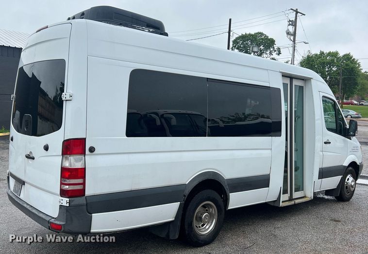 image for item LI9772 2009 Dodge Sprinter 3500  van