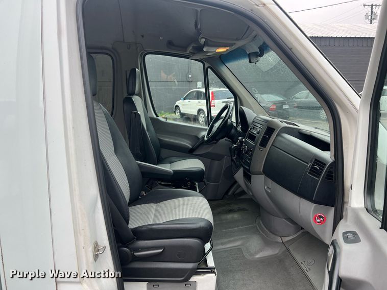 image for item LI9772 2009 Dodge Sprinter 3500  van