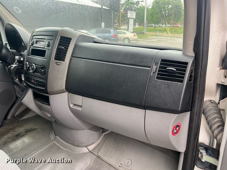 image for item LI9772 2009 Dodge Sprinter 3500  van