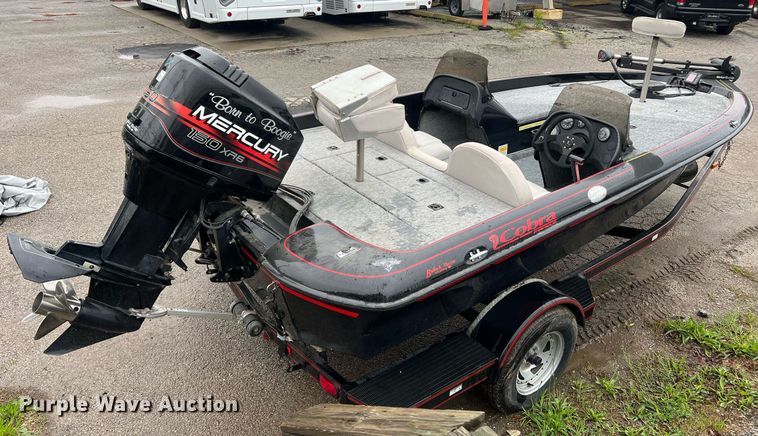 image for item LI9773 1999 Viper Cobra  boat