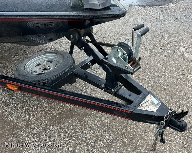 image for item LI9773 1999 Viper Cobra  boat