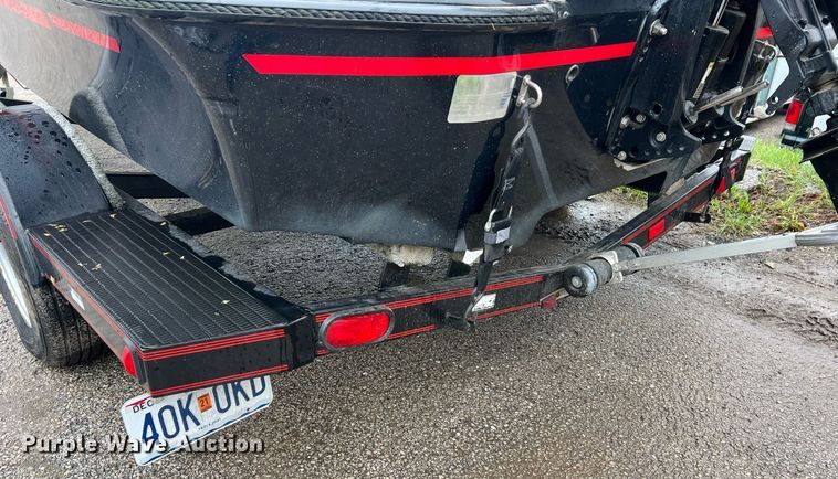 image for item LI9773 1999 Viper Cobra  boat