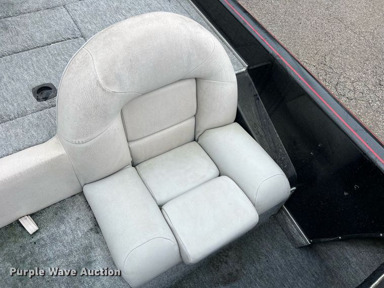 image for item LI9773 1999 Viper Cobra  boat