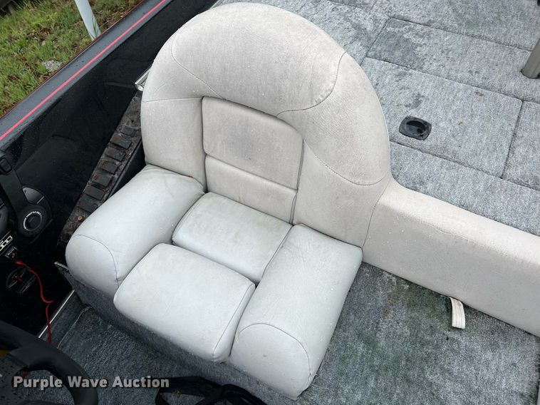 image for item LI9773 1999 Viper Cobra  boat