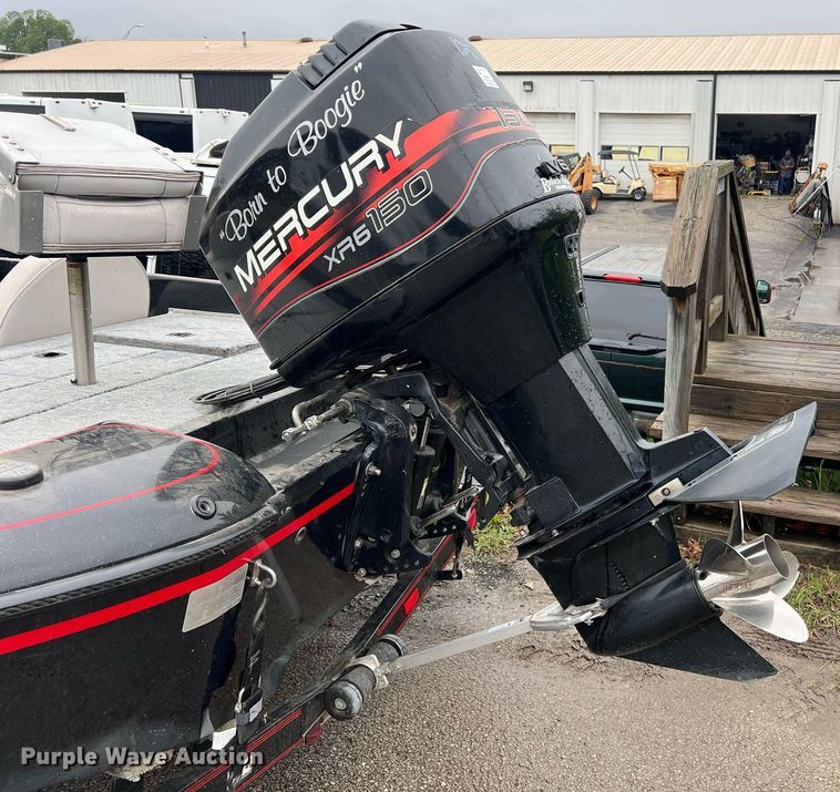 image for item LI9773 1999 Viper Cobra  boat