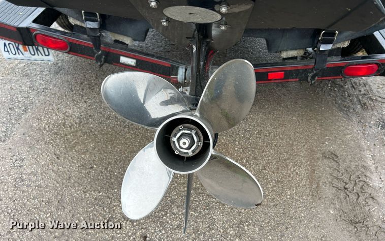 image for item LI9773 1999 Viper Cobra  boat