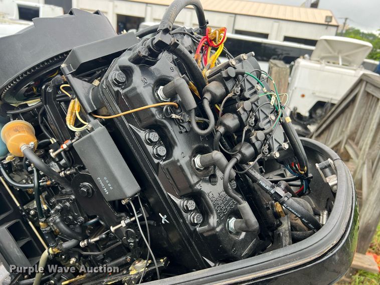 image for item LI9773 1999 Viper Cobra  boat