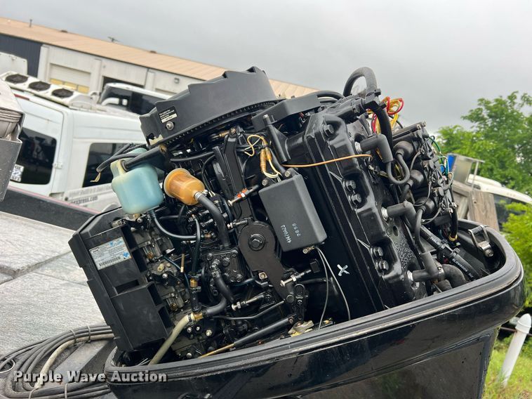 image for item LI9773 1999 Viper Cobra  boat