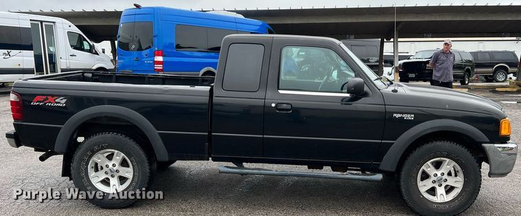 image for item LI9774 2004 Ford Ranger XLT  SuperCab pickup truck