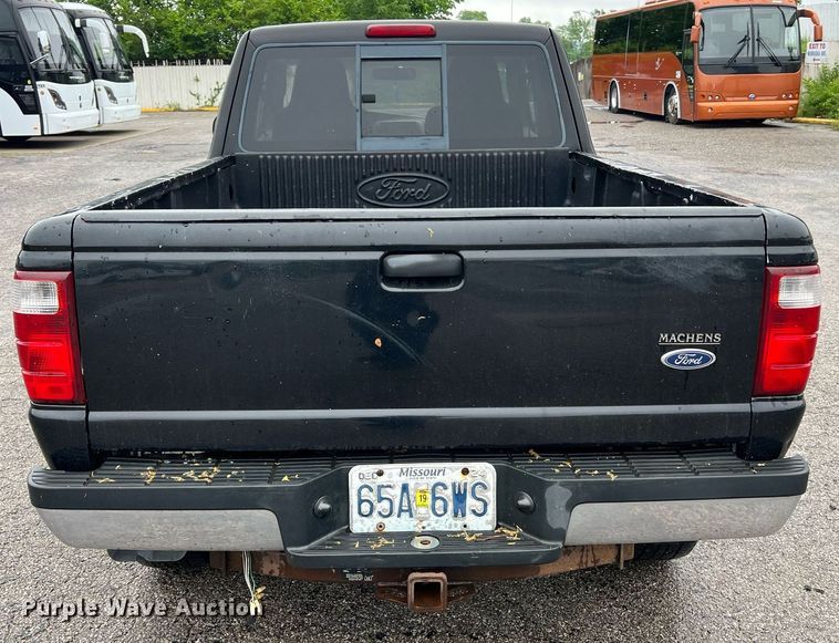 image for item LI9774 2004 Ford Ranger XLT  SuperCab pickup truck