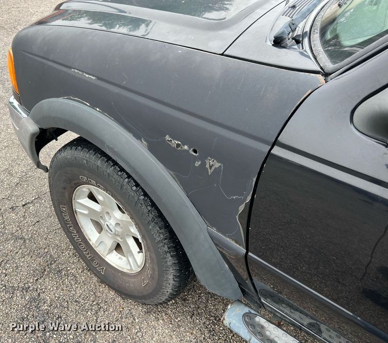 image for item LI9774 2004 Ford Ranger XLT  SuperCab pickup truck