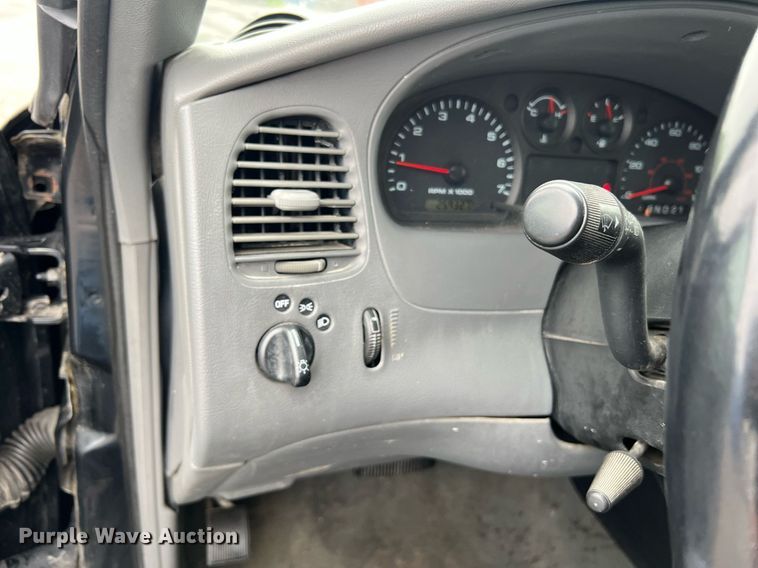 image for item LI9774 2004 Ford Ranger XLT  SuperCab pickup truck