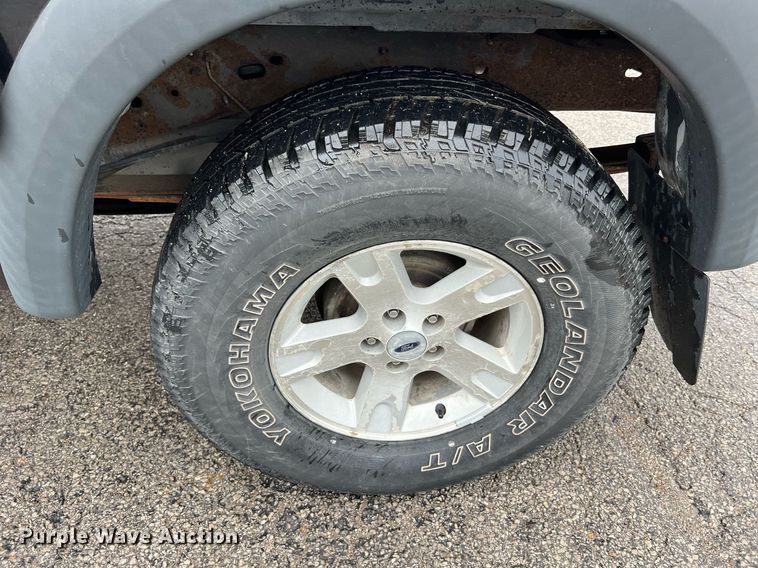 image for item LI9774 2004 Ford Ranger XLT  SuperCab pickup truck