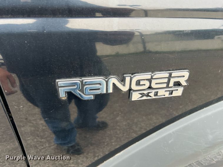 image for item LI9774 2004 Ford Ranger XLT  SuperCab pickup truck