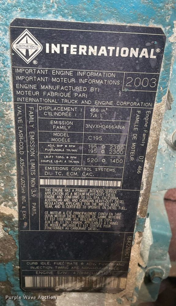 image for item LJ9712 2004 International 4300  flatbed truck