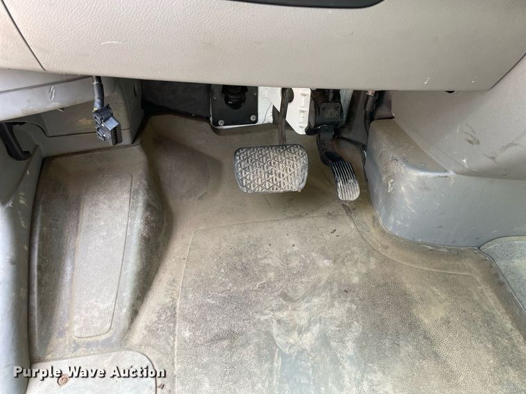 image for item LJ9714 2008 Freightliner Sprinter 2500  van