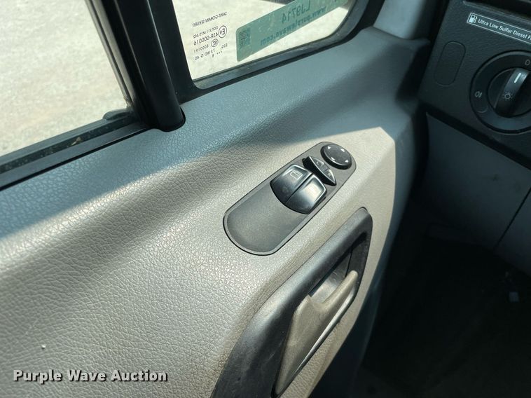 image for item LJ9714 2008 Freightliner Sprinter 2500  van