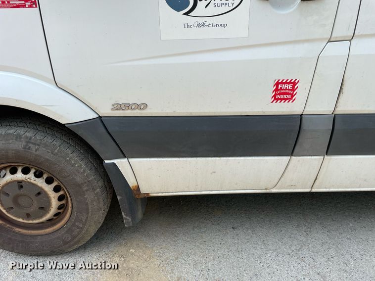 image for item LJ9714 2008 Freightliner Sprinter 2500  van