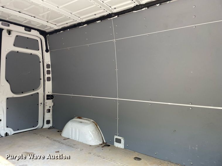 image for item LJ9714 2008 Freightliner Sprinter 2500  van