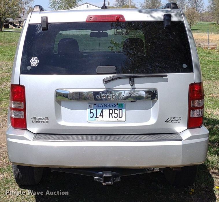 image for item LL9062 2010 Jeep Liberty Limited  SUV