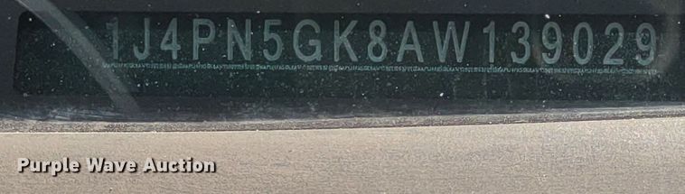 image for item LL9062 2010 Jeep Liberty Limited  SUV