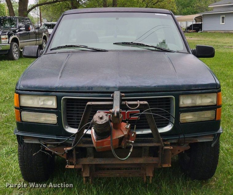 image for item LL9124 1997 GMC Sierra 1500  pickup truck